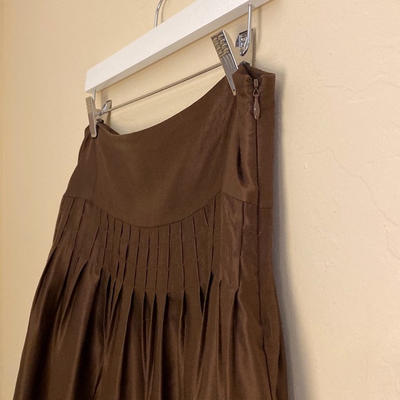 3/$20 Alfani- Silky Chocolate Skirt, 8, EUC - Picture 7 of 11
